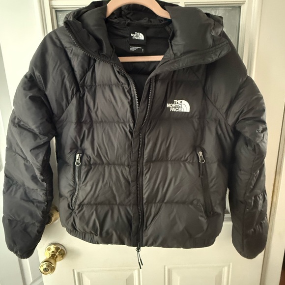 The North Face Black Puffer Jacket with Hood - Picture 3 of 6